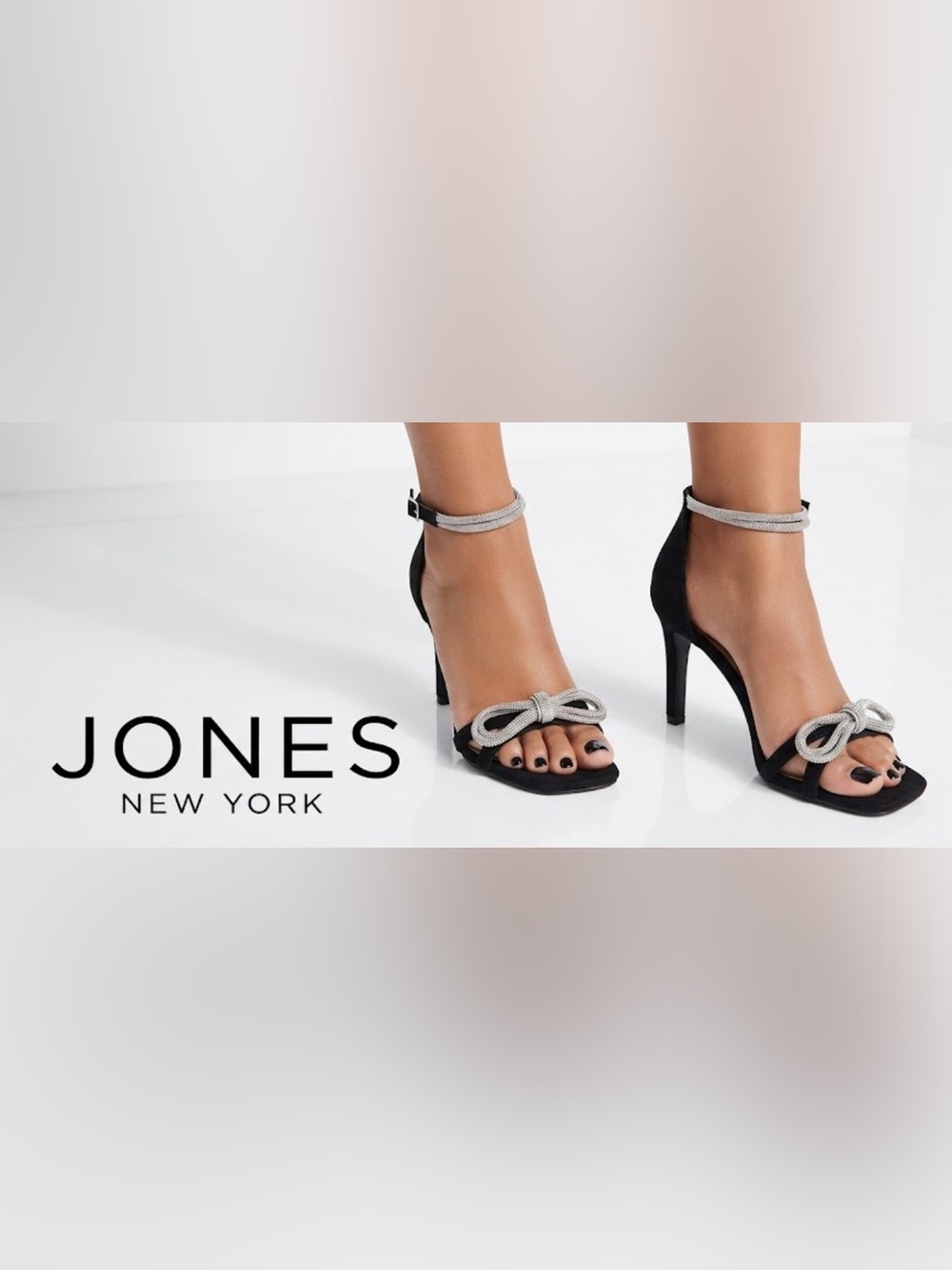 New authentic Jones New York bling bow heels sz 8 display